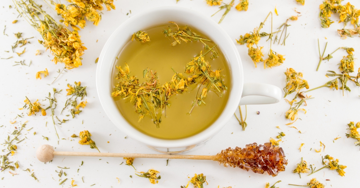 Herbal blend with St. John's Wort
