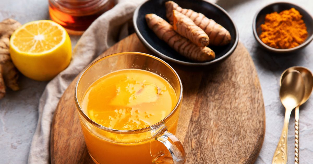 Liver cleansing tea with turmeric